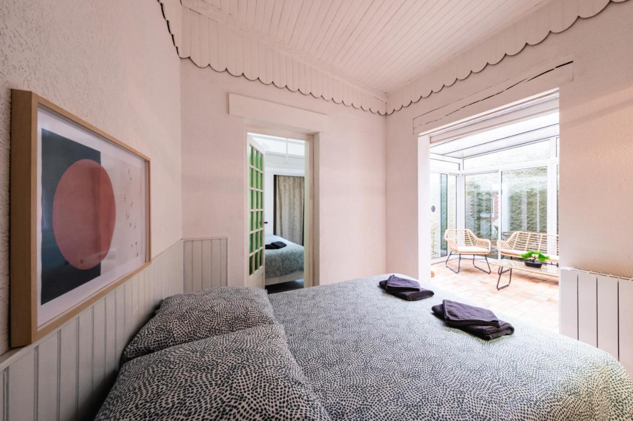 Le Cocon- Atypique Classe 2 Etoiles Gien Extérieur photo